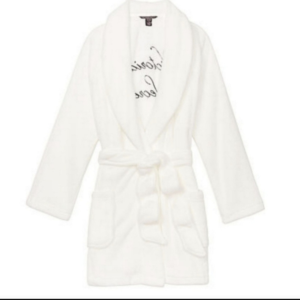 Victoria's Secret Soft White Plush Robe